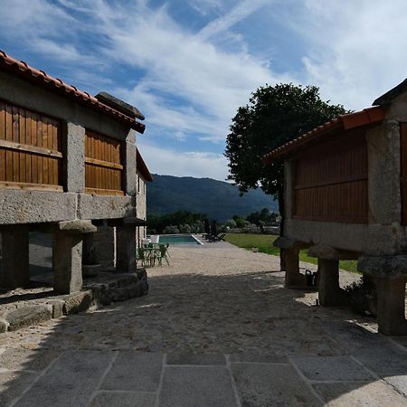 Jads Guesthouse Fafião Exteriör bild