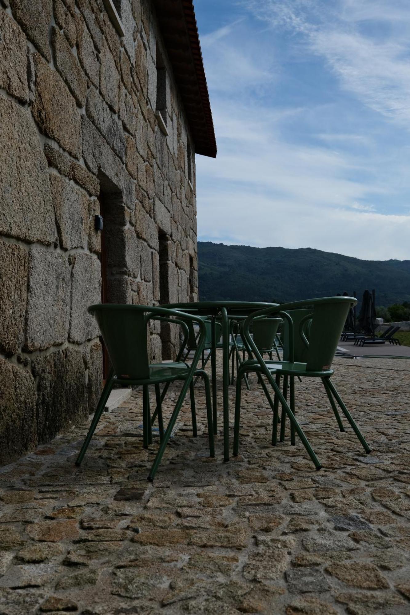 Jads Guesthouse Fafião Exteriör bild